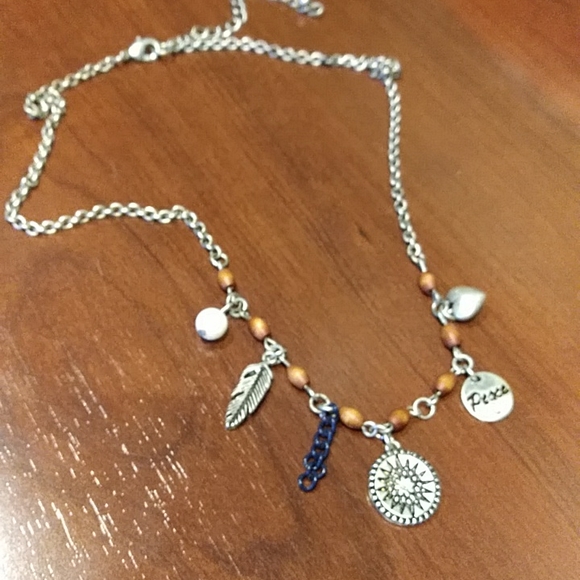 Vintage charm necklace - Picture 2 of 4